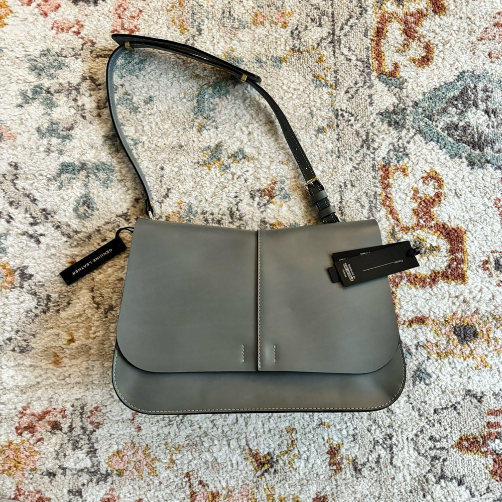 NWT genuine leather Gianni Chiarini, grey